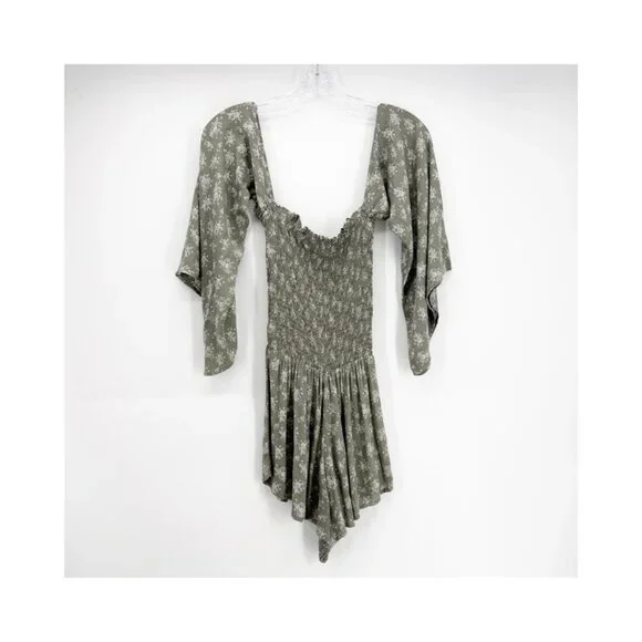 Blue Life by Planet Blue Sage Green Floral Smocked Romper XS - Picture 3 of 6